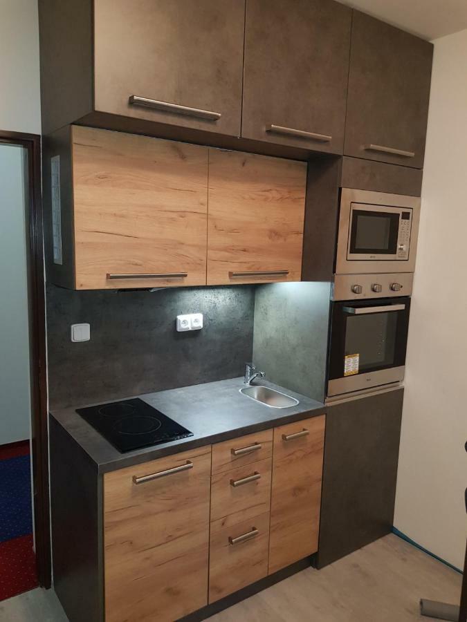 Trebon Apartman 2+Kk Buitenkant foto