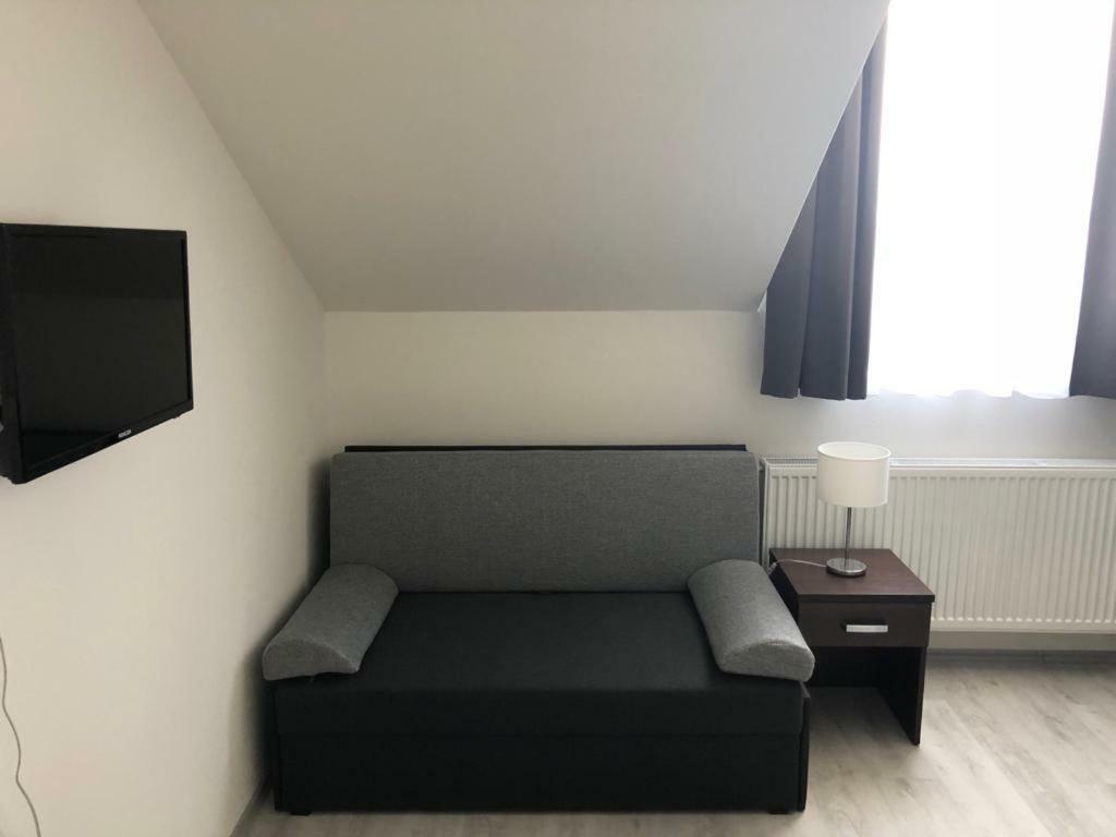 Trebon Apartman 2+Kk Buitenkant foto